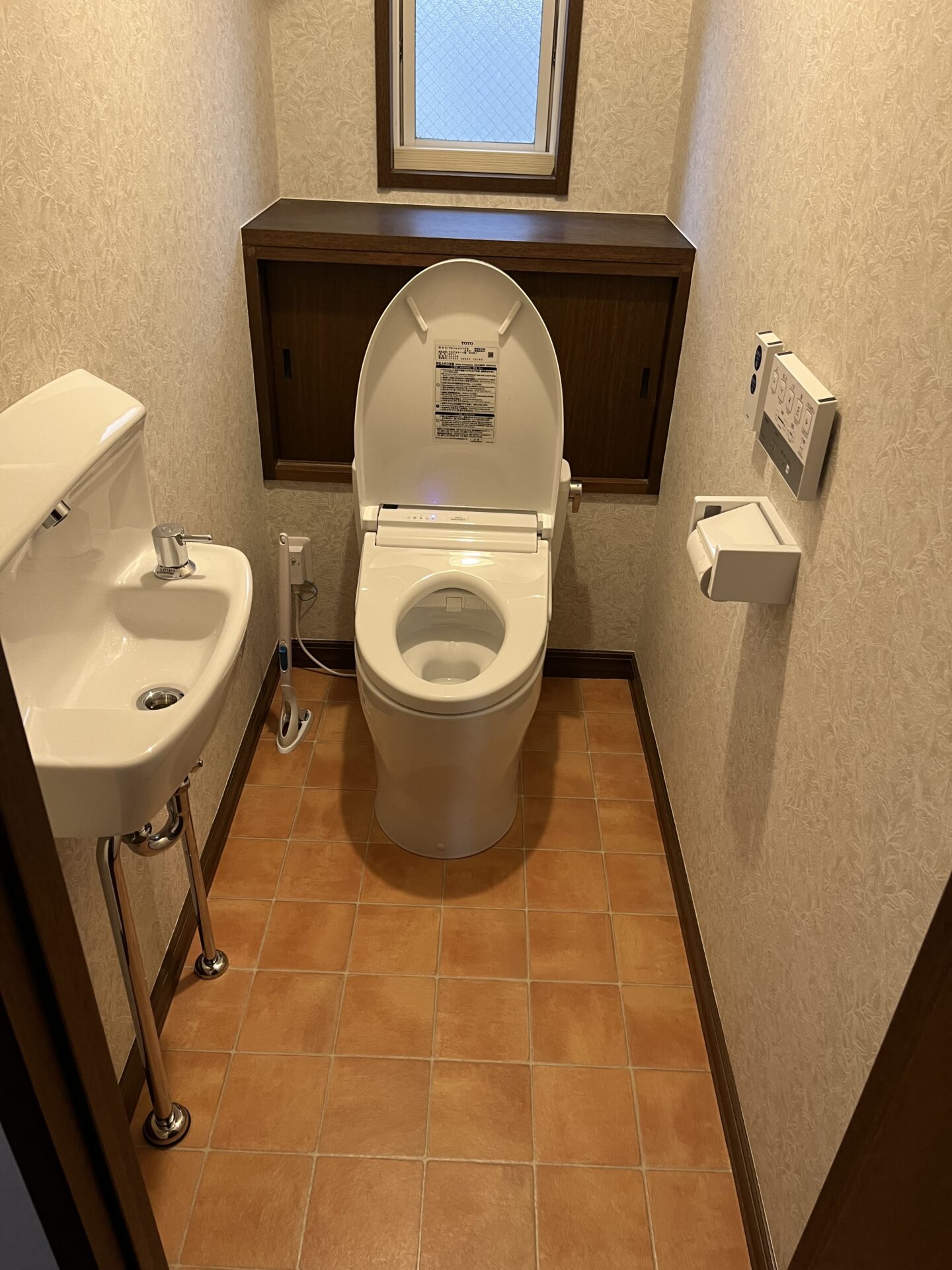 ガス乾燥機・ビルトインコンロ・トイレ